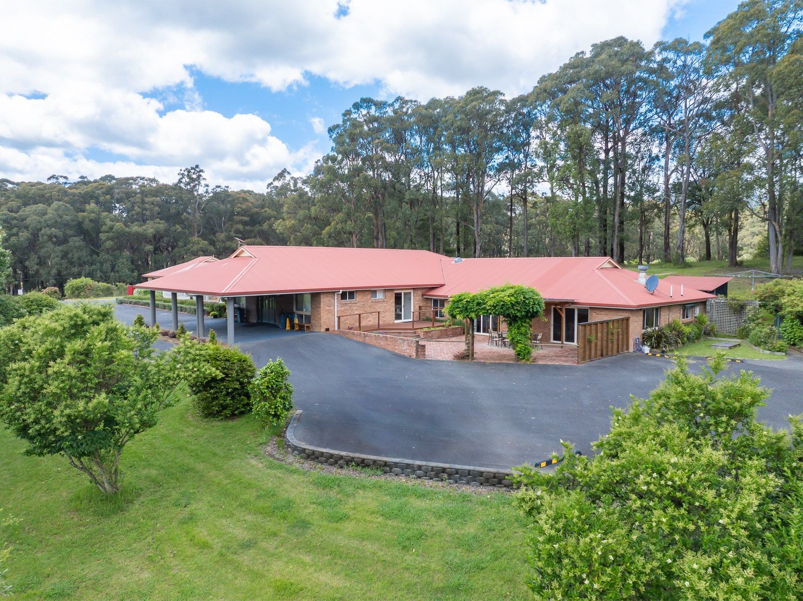 Aerial view of the Cedarvale Victoria retreat in its valley